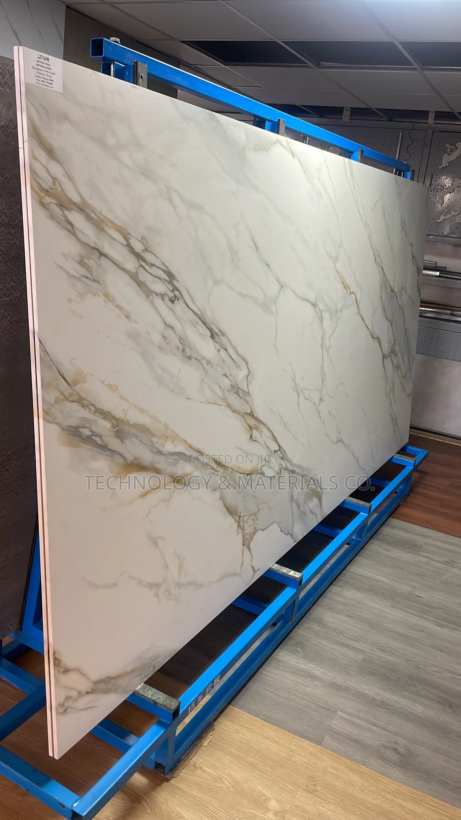 Beverly Gold Luxury Stone Kitchen Countertop