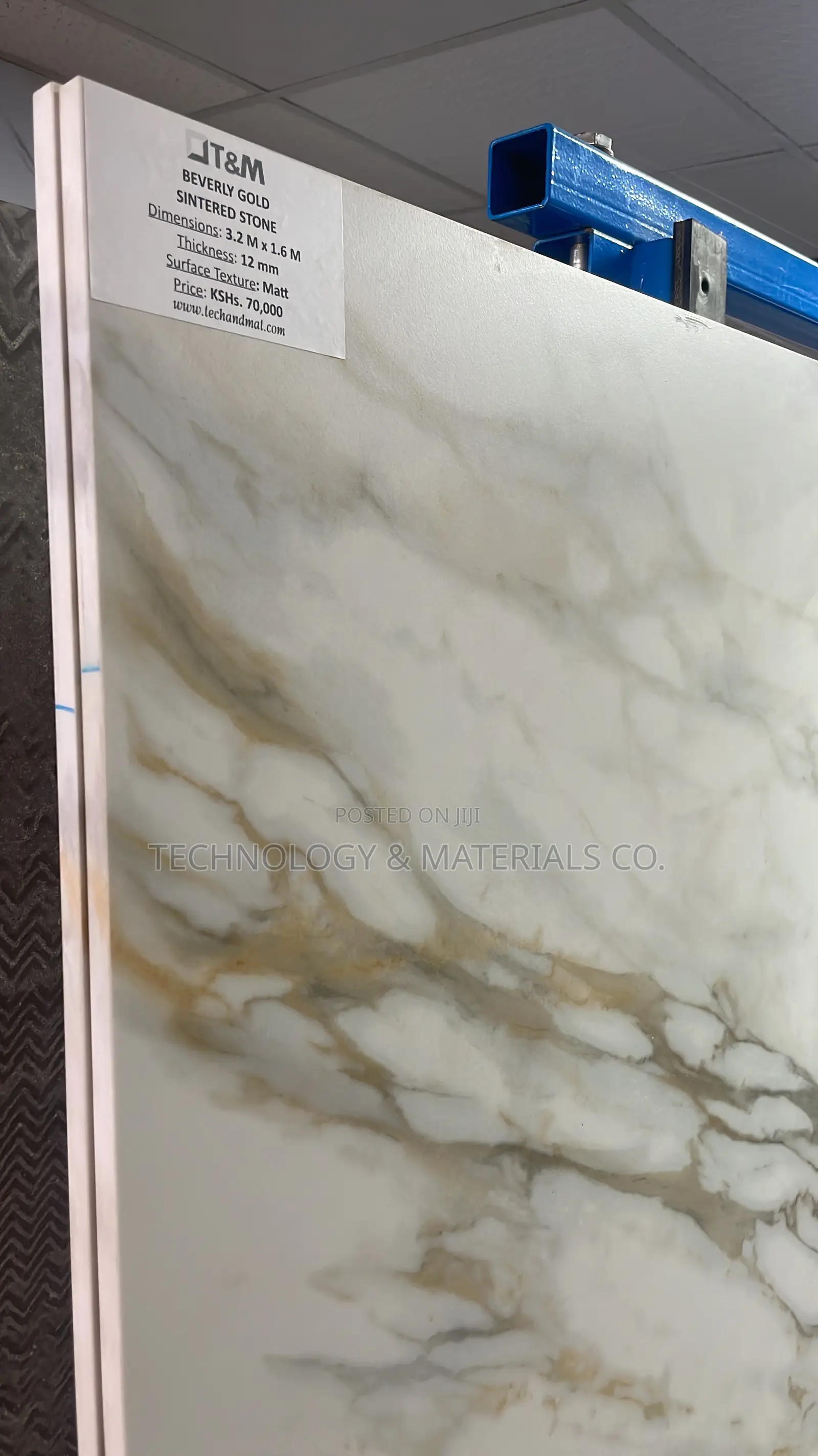 Beverly Gold Luxury Stone Kitchen Countertop