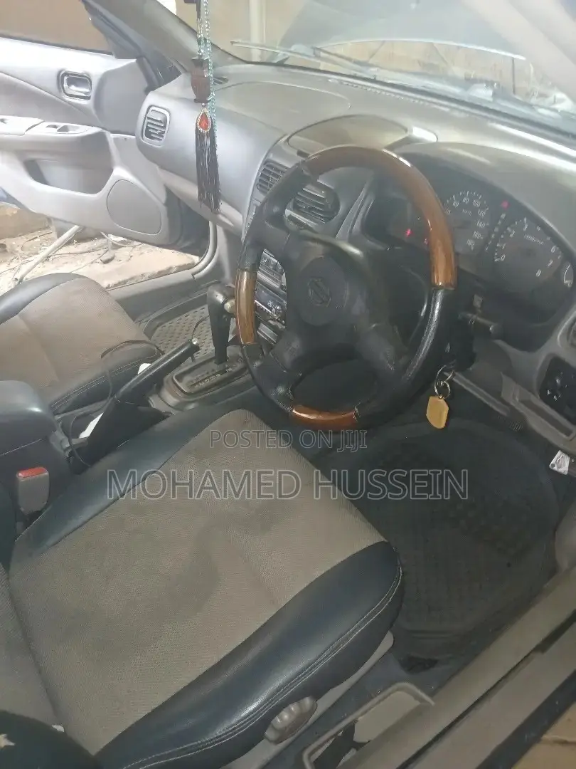 Nissan Sunny B15 Sedan 1.5 2000 Blue