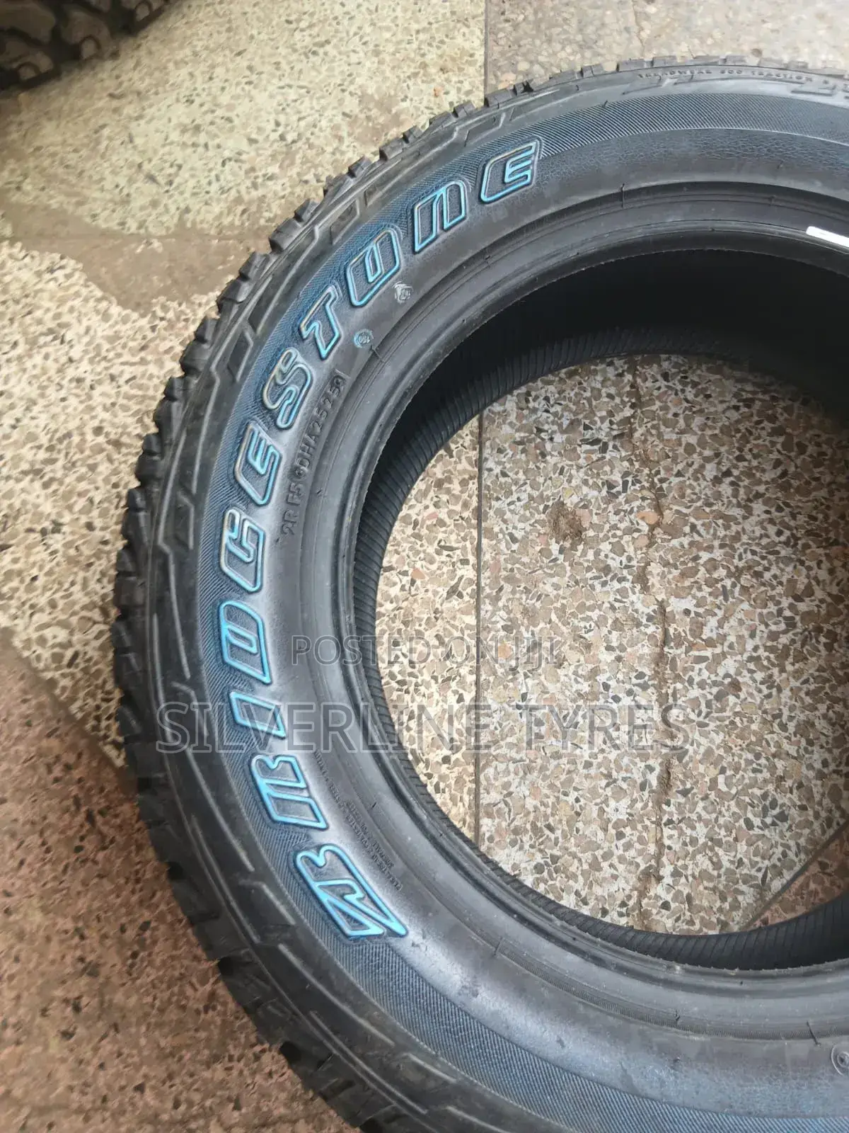 225/65r17 Bridgestone