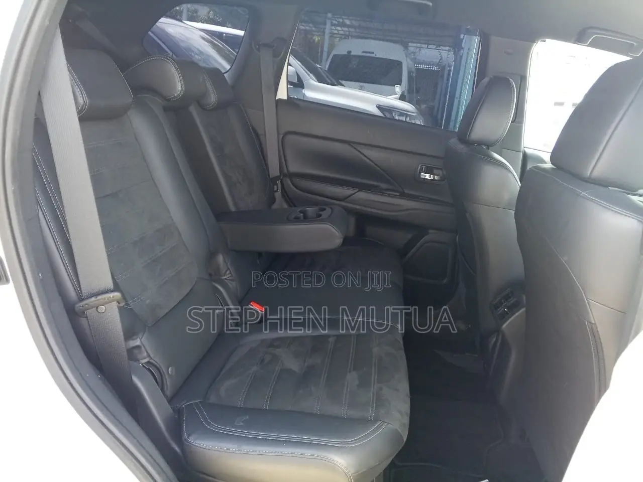 Mitsubishi Outlander 2019 White
