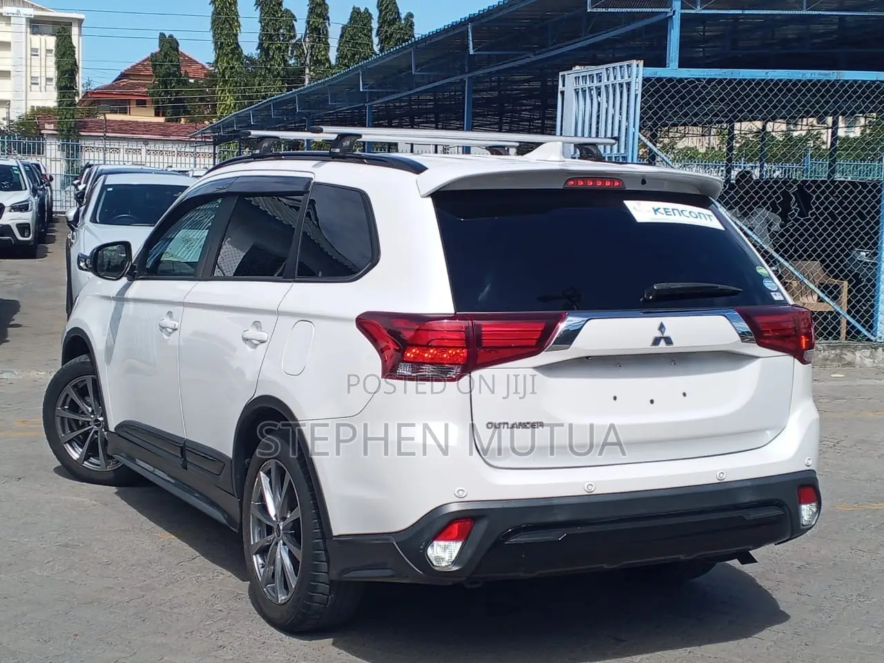 Mitsubishi Outlander 2019 White