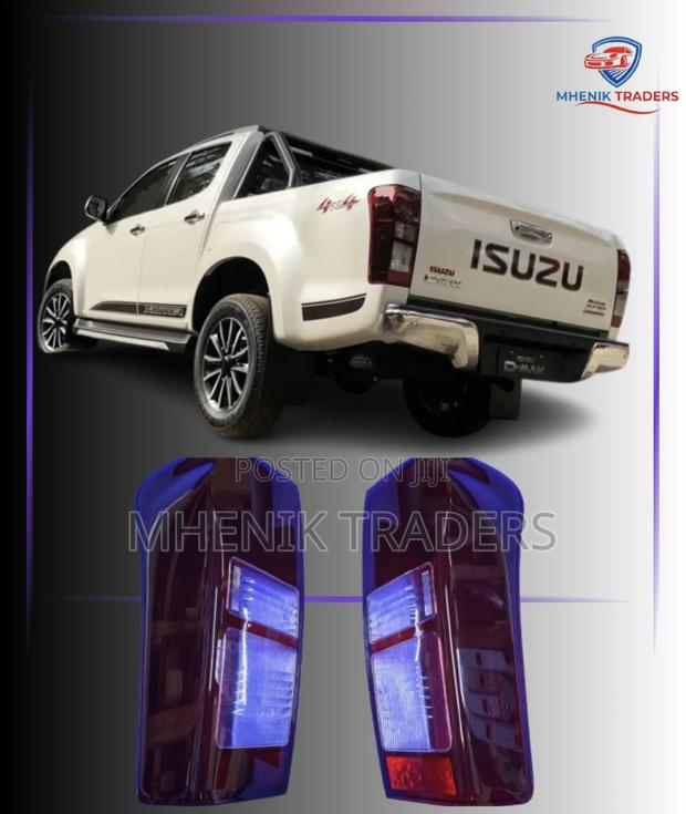 Tail Lens Dmax 2015 - thumbnail 2