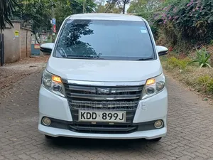 Toyota Noah 2015 White