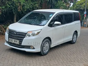 Toyota Noah 2015 White