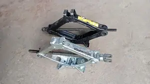 Scissor Jack 1.1 Tones