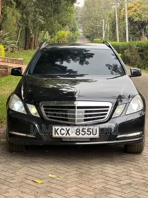 Mercedes-Benz E250 2012 Black