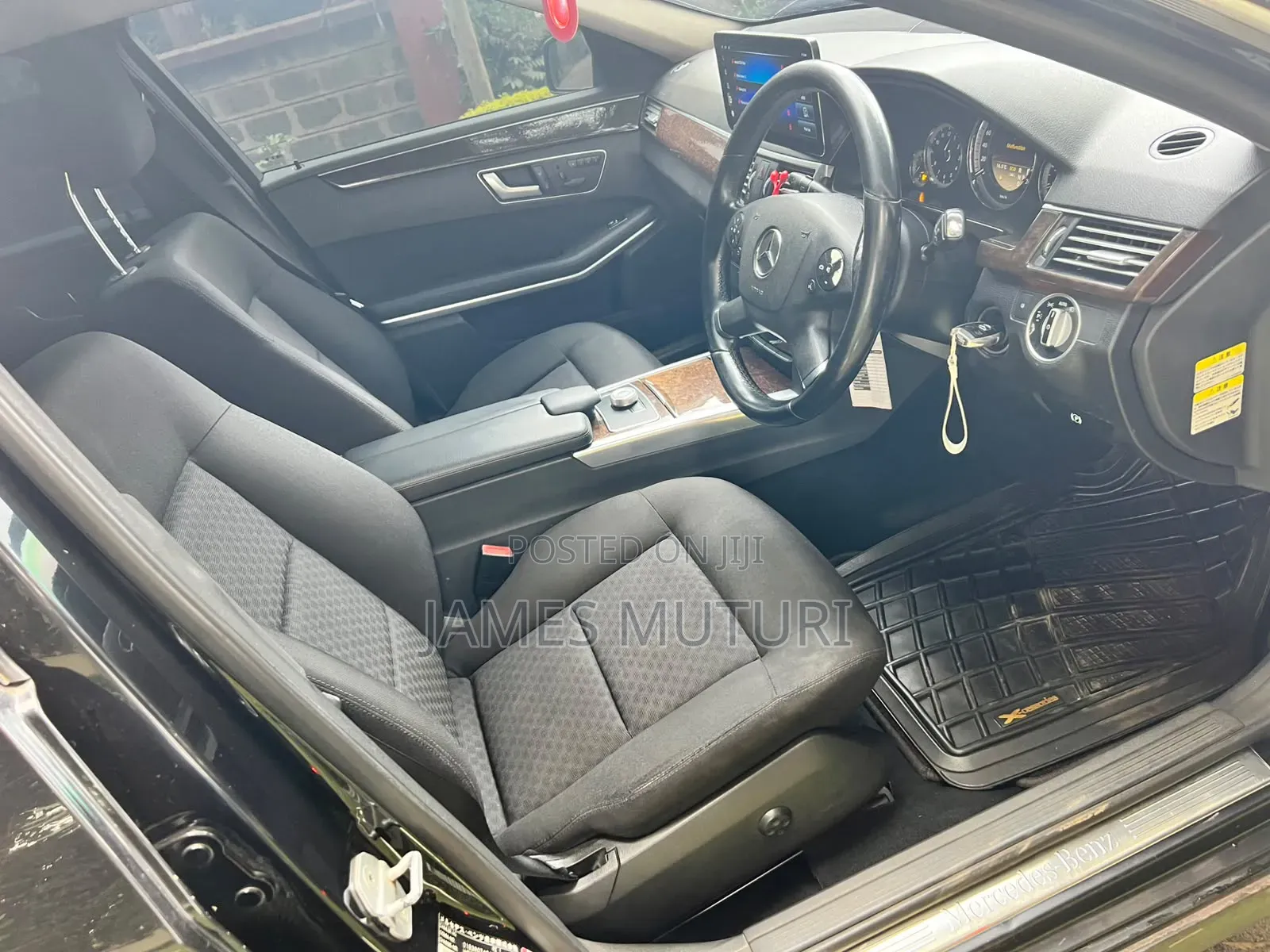 Mercedes-Benz E250 2012 Black