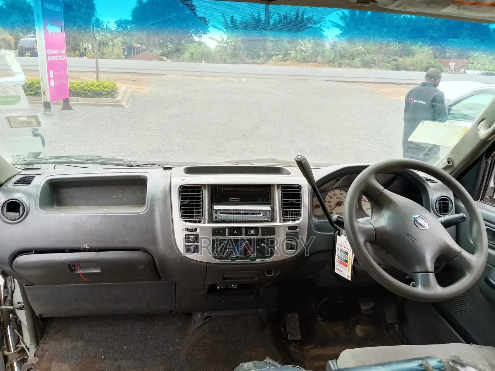Nissan Caravan (Urvan) 2007 Silver