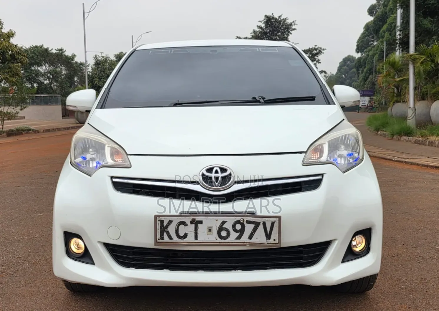 Toyota Ractis 2012 White