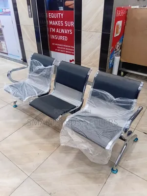 Padded Visitors Bench – Comfortable Durable
