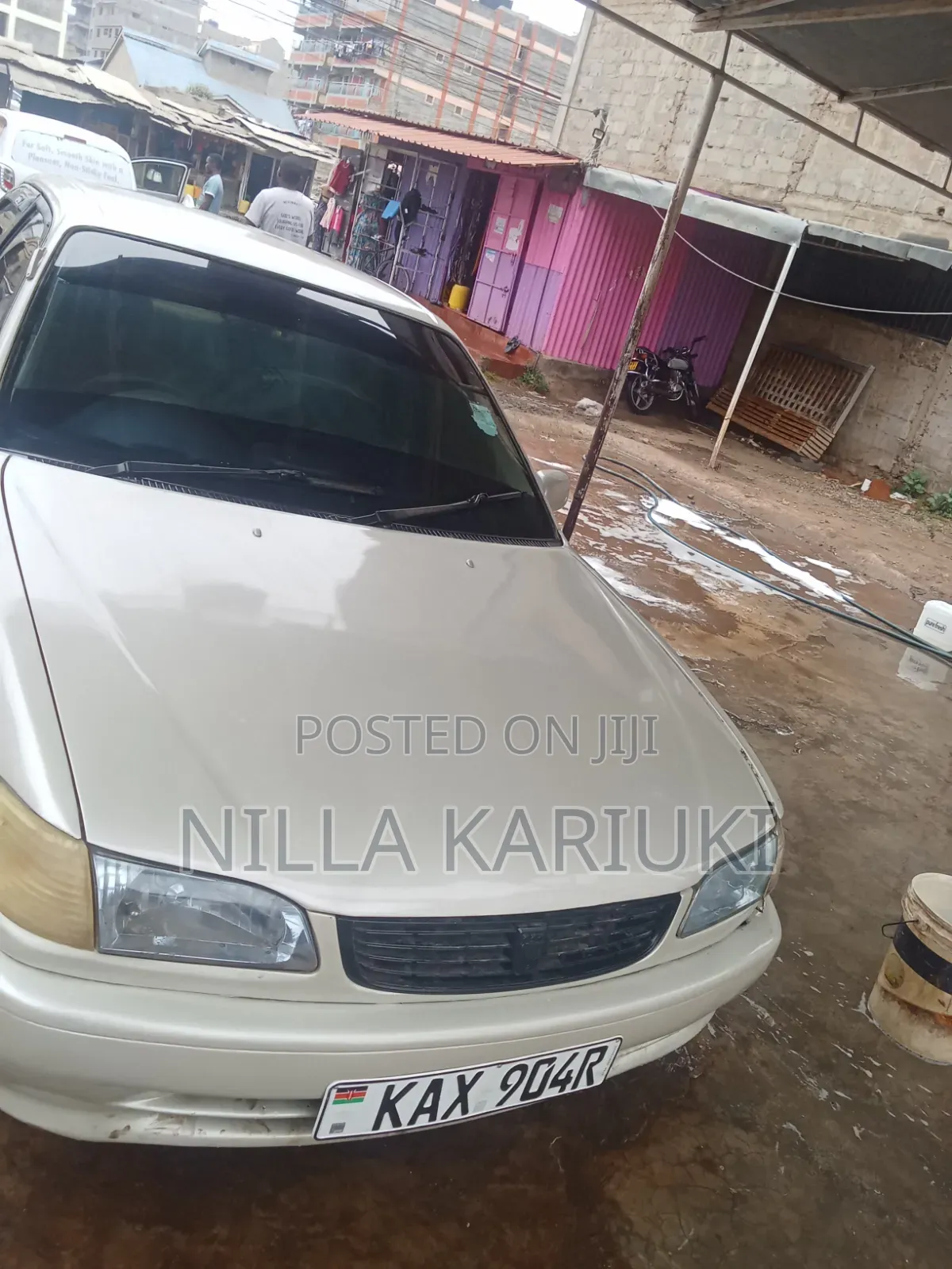 Toyota Corolla 2001 Off white