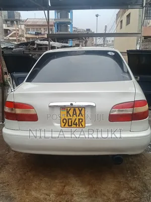 Toyota Corolla 2001 Off white