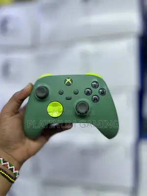 Xbox Wireless Controller – Remix Special Edition