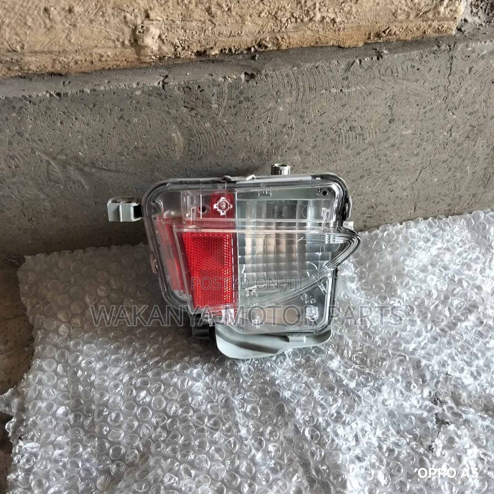 Toyota Ractis Model 2012/2016 Reflector for Rear Bumper, Ex Japan