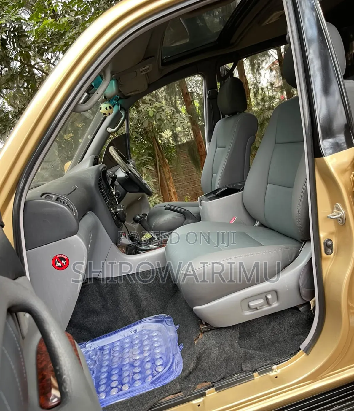 Toyota Land Cruiser 2003 Yellow