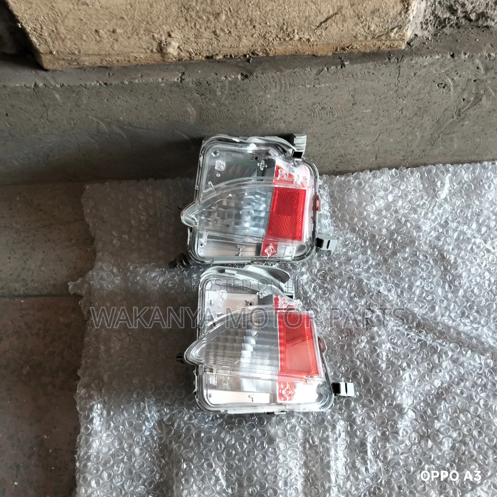 Toyota Ractis Model 2012/2016 Reflector for Rear Bumper, Ex Japan