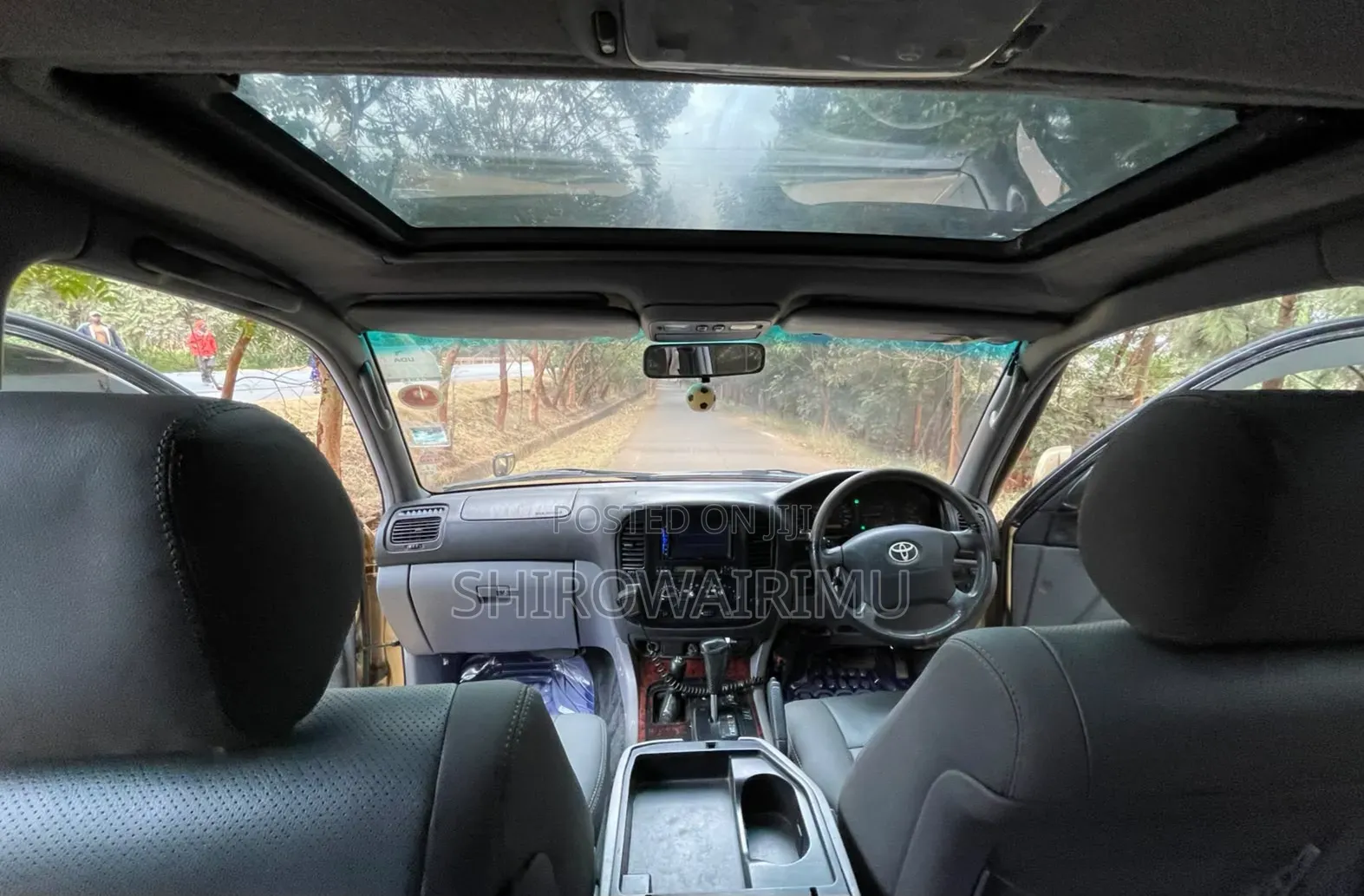 Toyota Land Cruiser 2003 Yellow