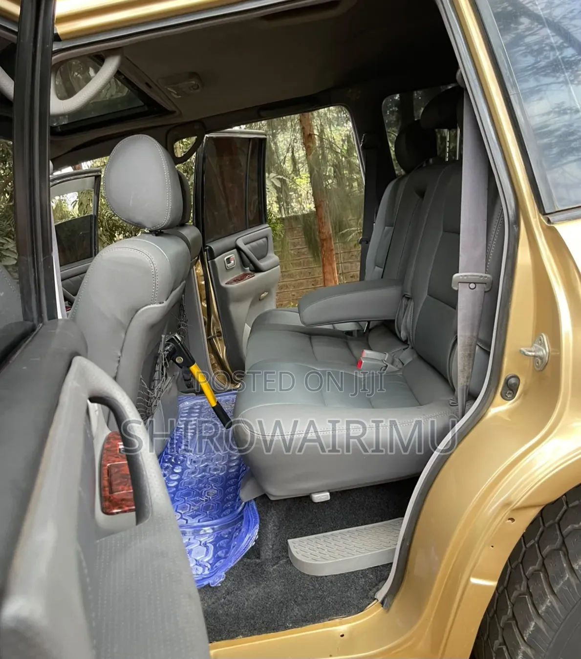 Toyota Land Cruiser 2003 Yellow