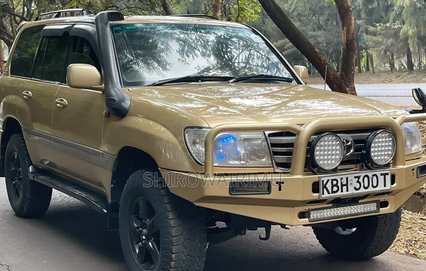 Toyota Land Cruiser 2003 Yellow