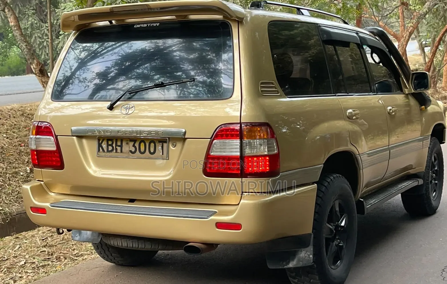 Toyota Land Cruiser 2003 Yellow