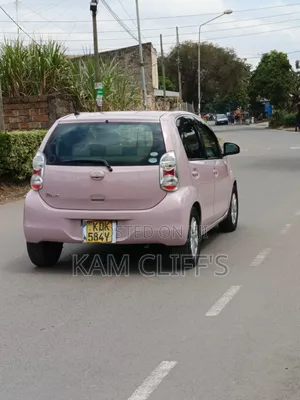 Toyota Passo 2015 Pink