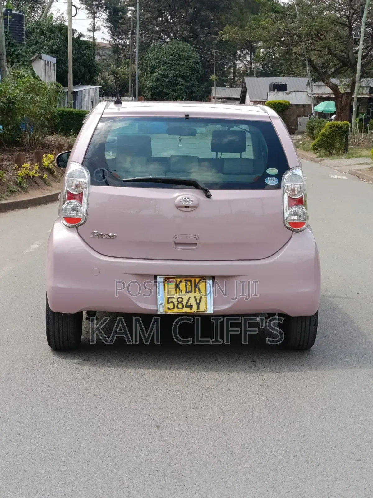 Toyota Passo 2015 Pink