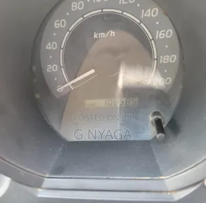 Toyota Hilux 2011 White