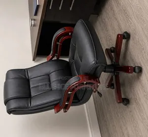 Black Leather High Back Boss Chair
