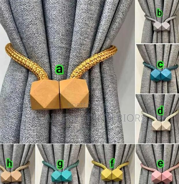 Make Your Curtains Look Neat and Luxurious With Curtain Holders