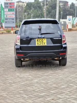 Subaru Forester 2010 Black