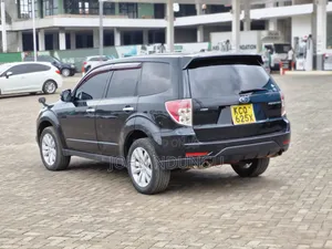 Subaru Forester 2010 Black
