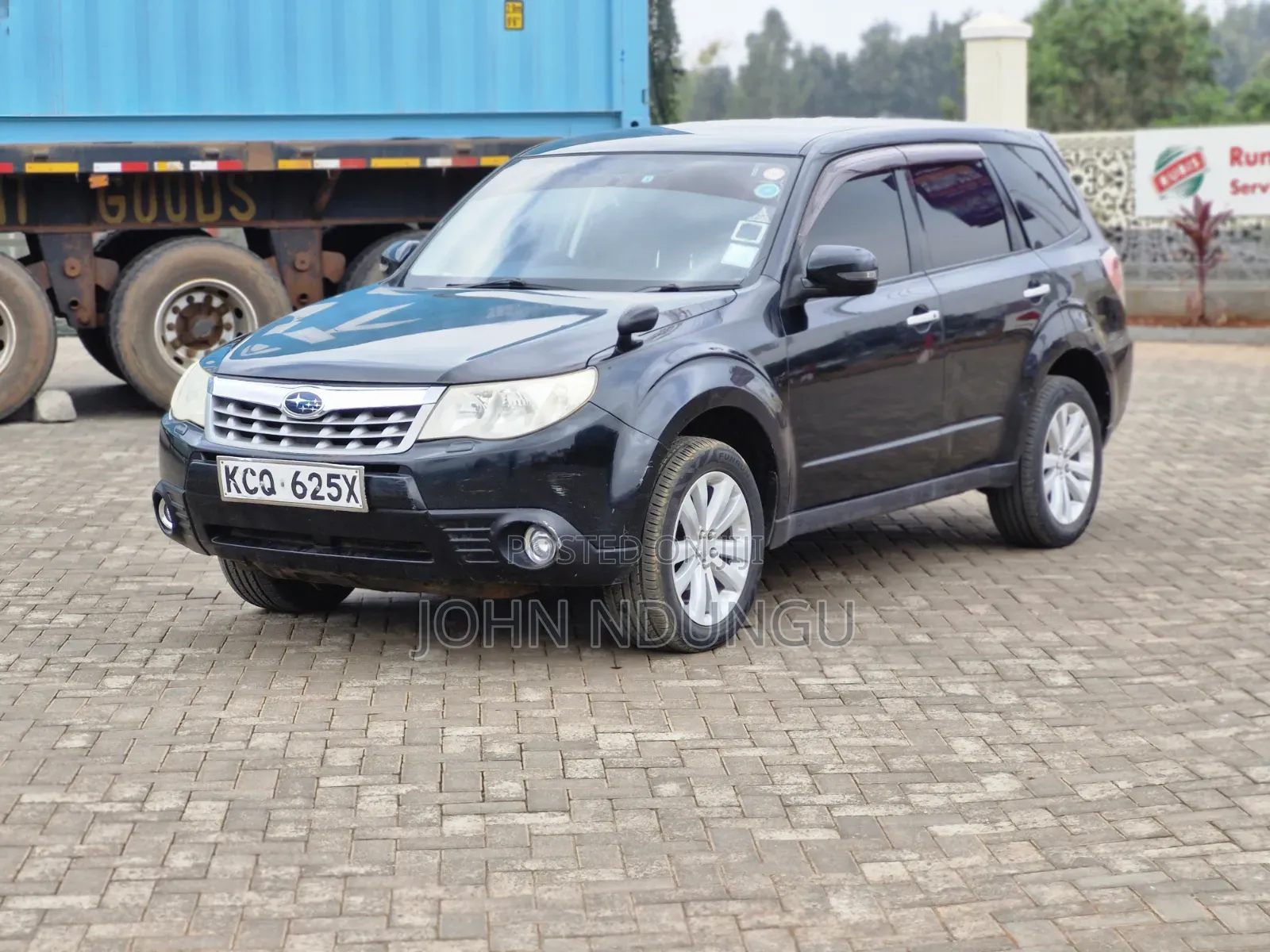 Subaru Forester 2010 Black