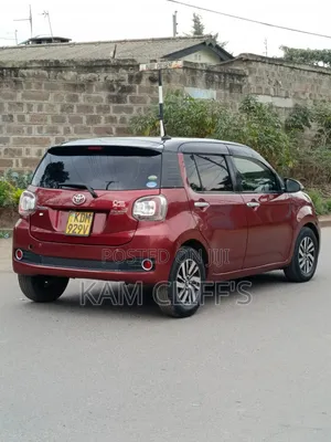 Toyota Passo 2016 Red