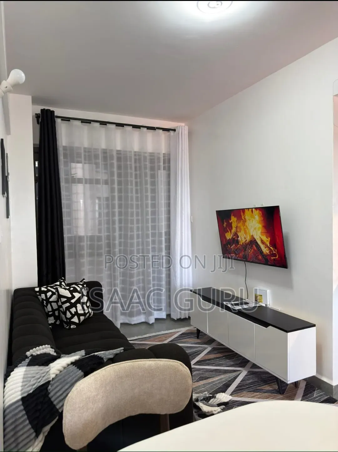 Studio Airbnb Available in Thindigua