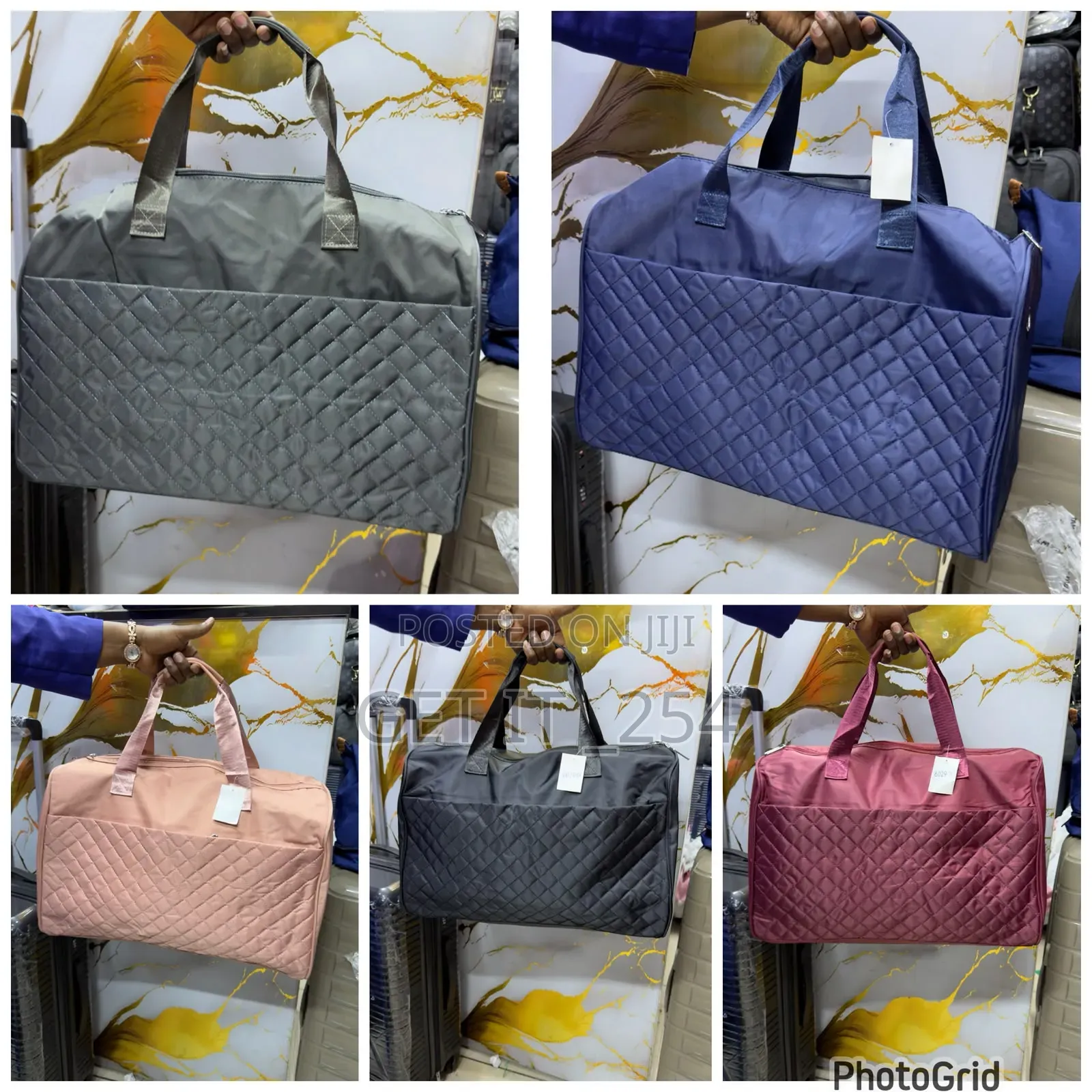 EMERY ROSE Quilted Large Waterproof Capacity Duffle Bag *
Material: