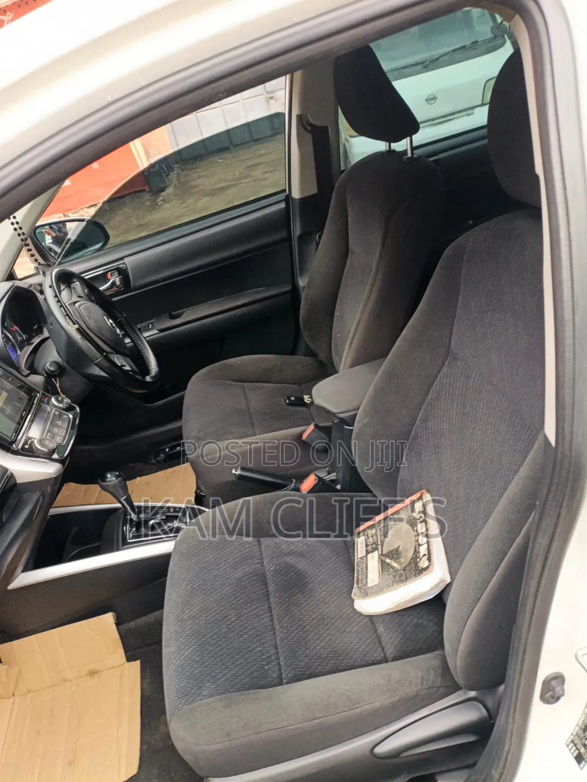 Toyota Axio 2018 Pearl