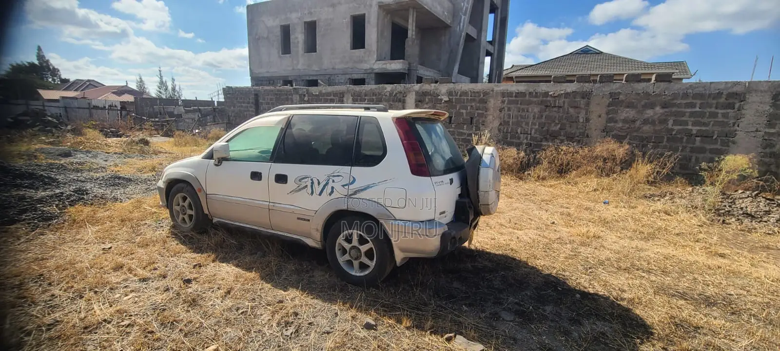 Mitsubishi RVR 1998 White