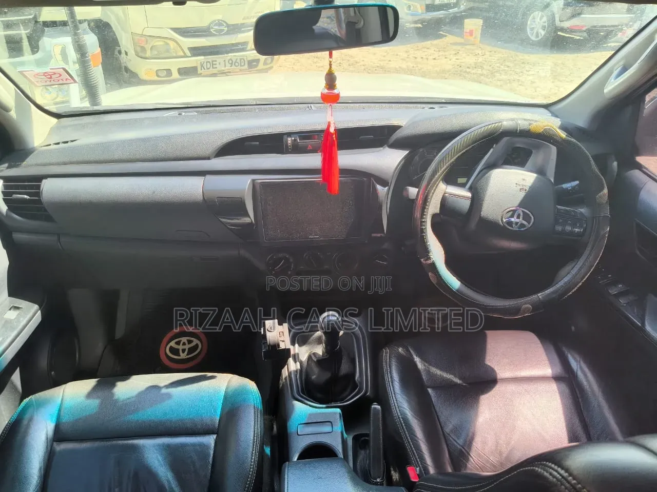 Toyota Hilux 2018 White