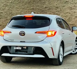 Toyota Corolla 2019 White