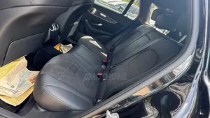 Mercedes-Benz GLC-Class 2019 Black