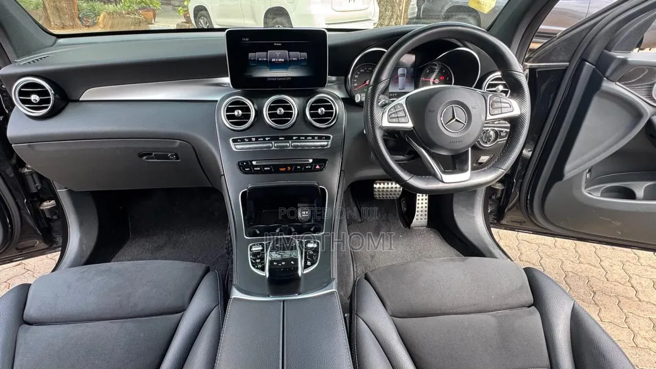 Mercedes-Benz GLC-Class 2019 Black