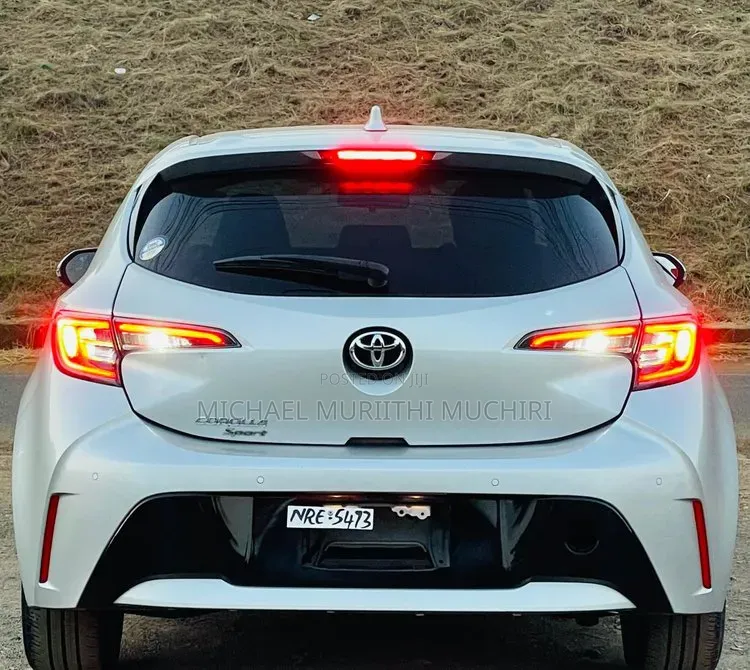 Toyota Corolla 2019 White