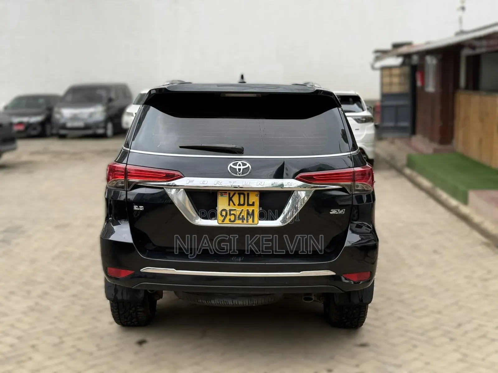 Toyota Fortuner 2.8 D AWD 2016 Black