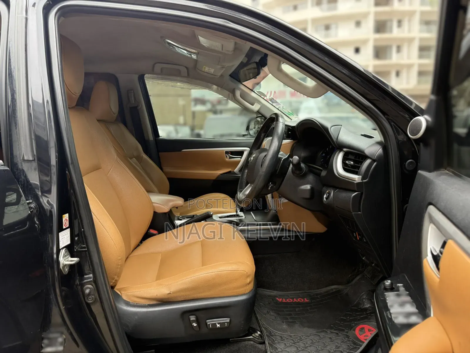 Toyota Fortuner 2.8 D AWD 2016 Black