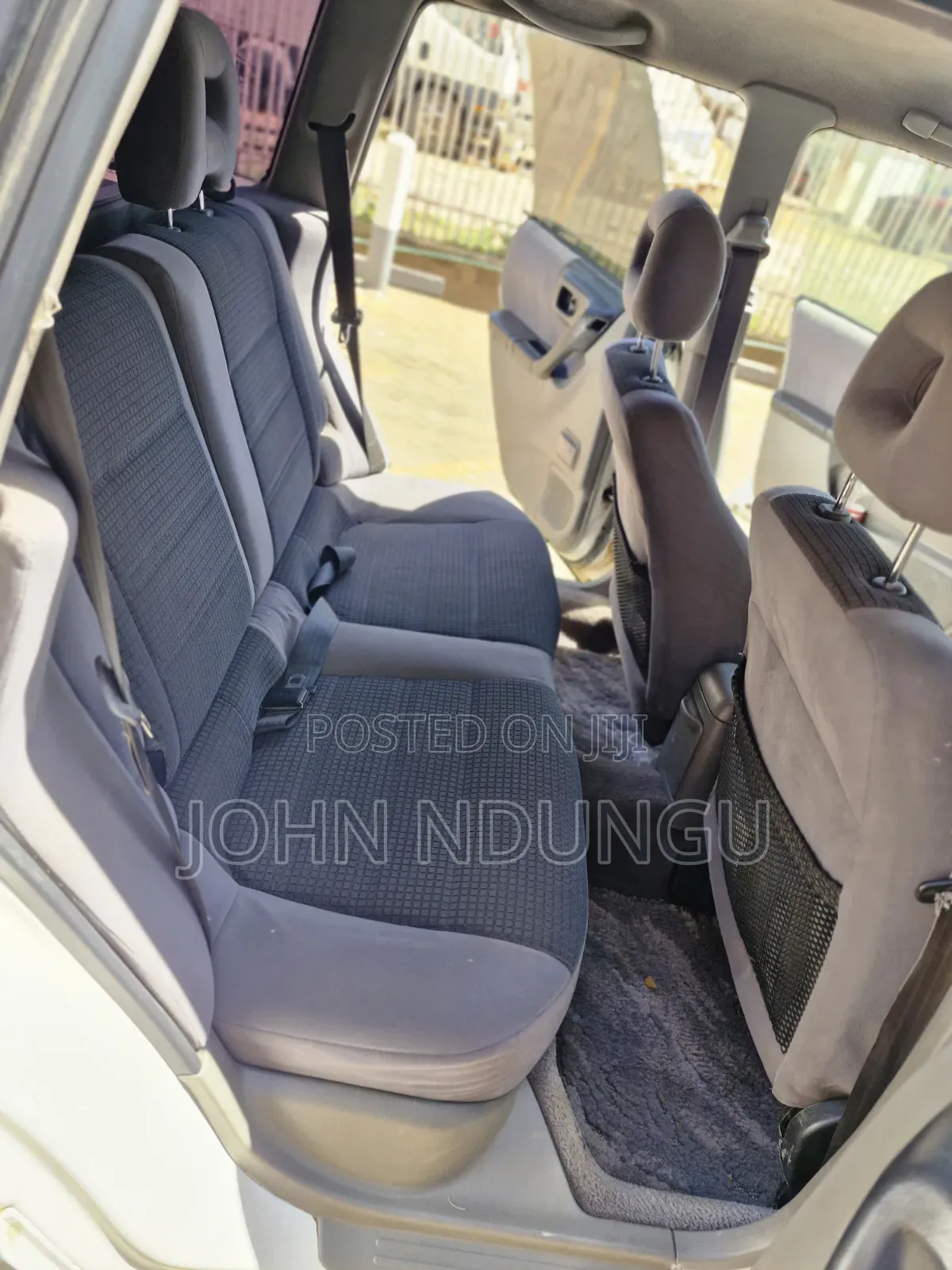 Subaru Forester 2001 White