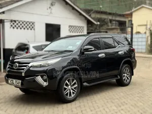 Toyota Fortuner 2.8 D AWD 2016 Black