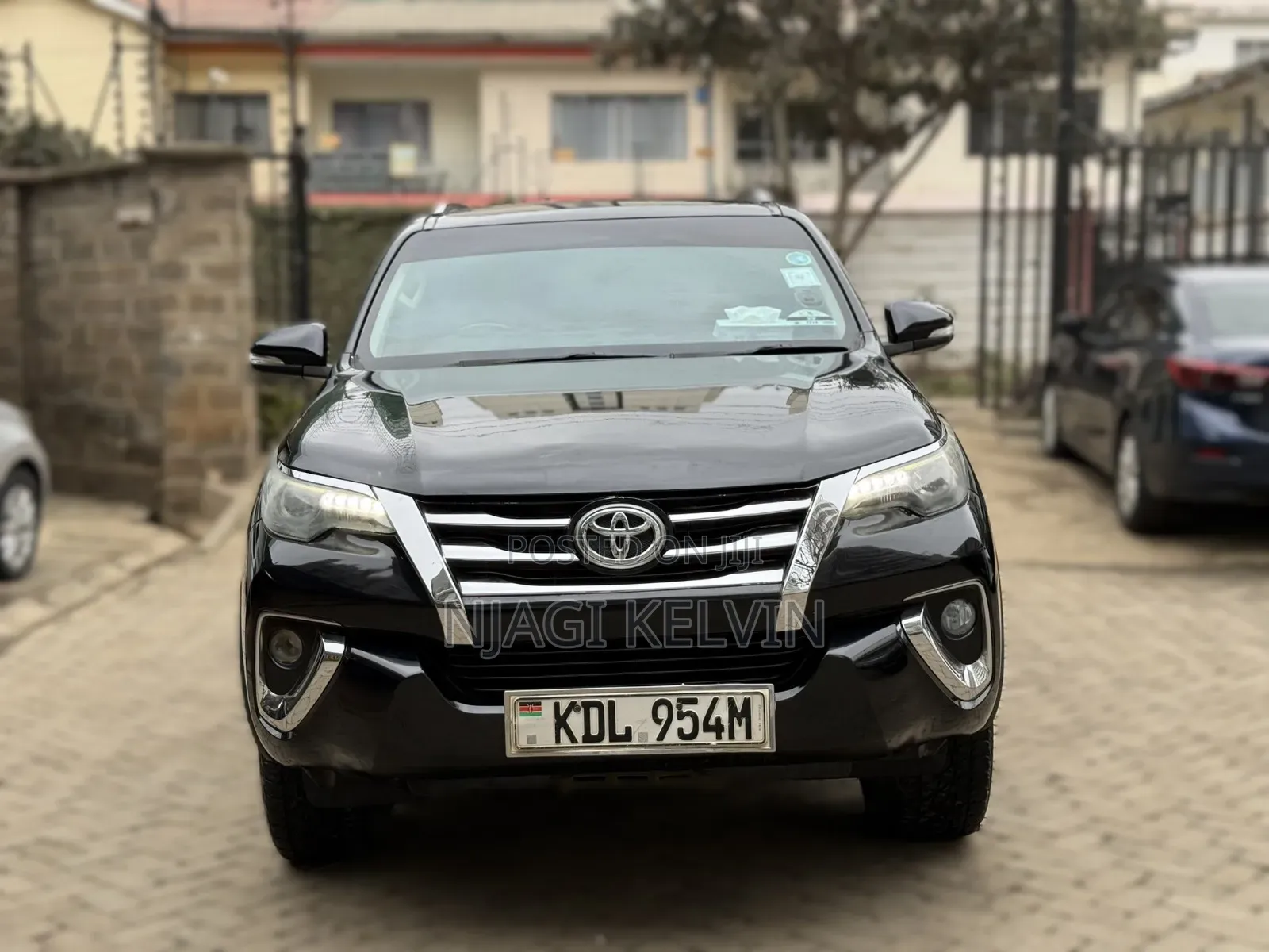 Toyota Fortuner 2.8 D AWD 2016 Black