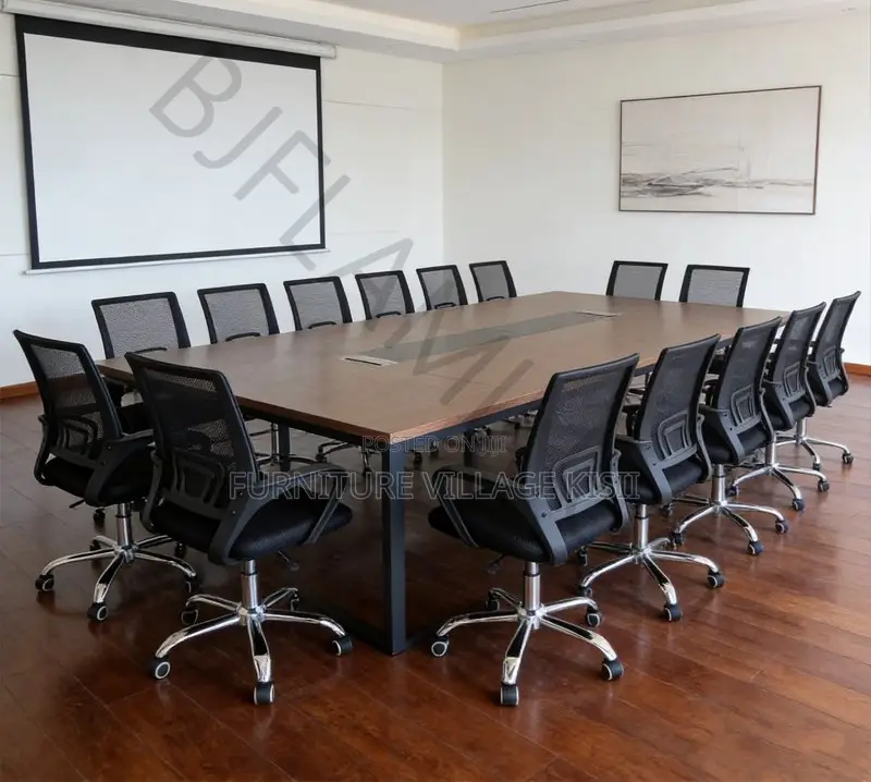 Office Chair: Clerical Mesh Office Chair