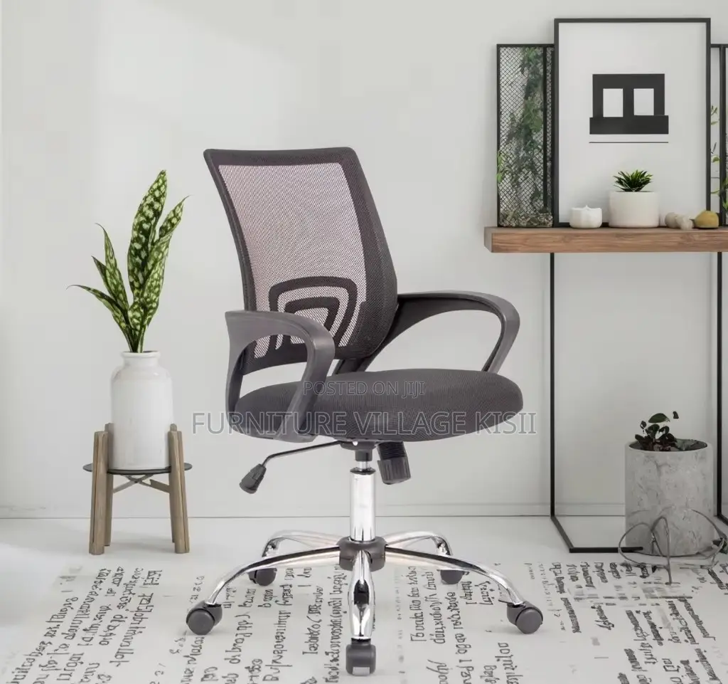 Office Chair: Clerical Mesh Office Chair